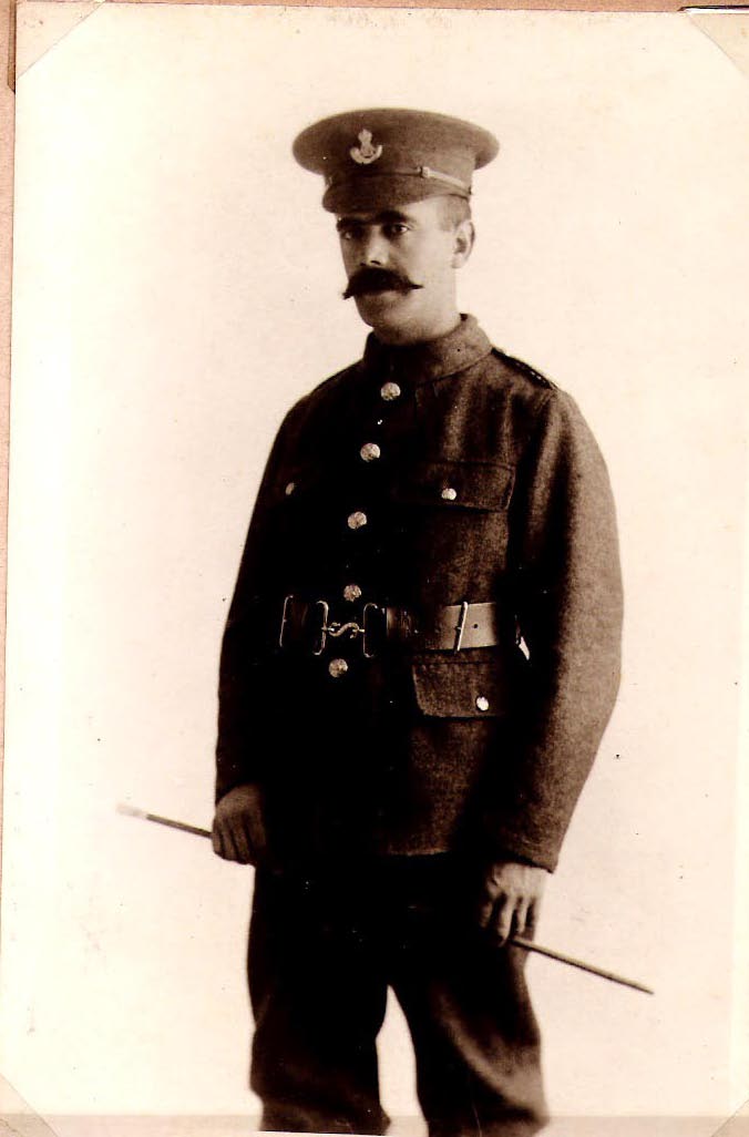 Thomas STUTCHBURY in uniform, circa 1914-1918