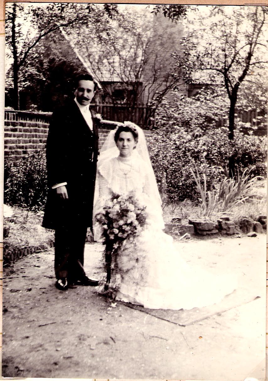 Charles and Edith CARRINGTON’s wedding, 22.8.1903
