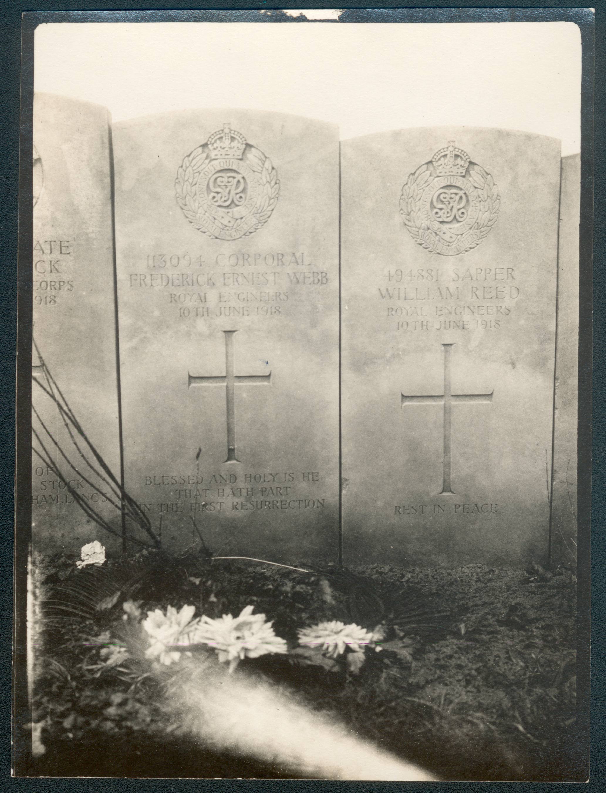 War grave of Frederick Ernest Webb, Pernes