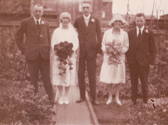 Marjorie Olive Baxter and Frederick Frankham Craddock wedding in 1927